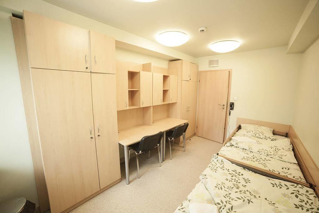 Olimp Hostel Krakau Buitenkant foto