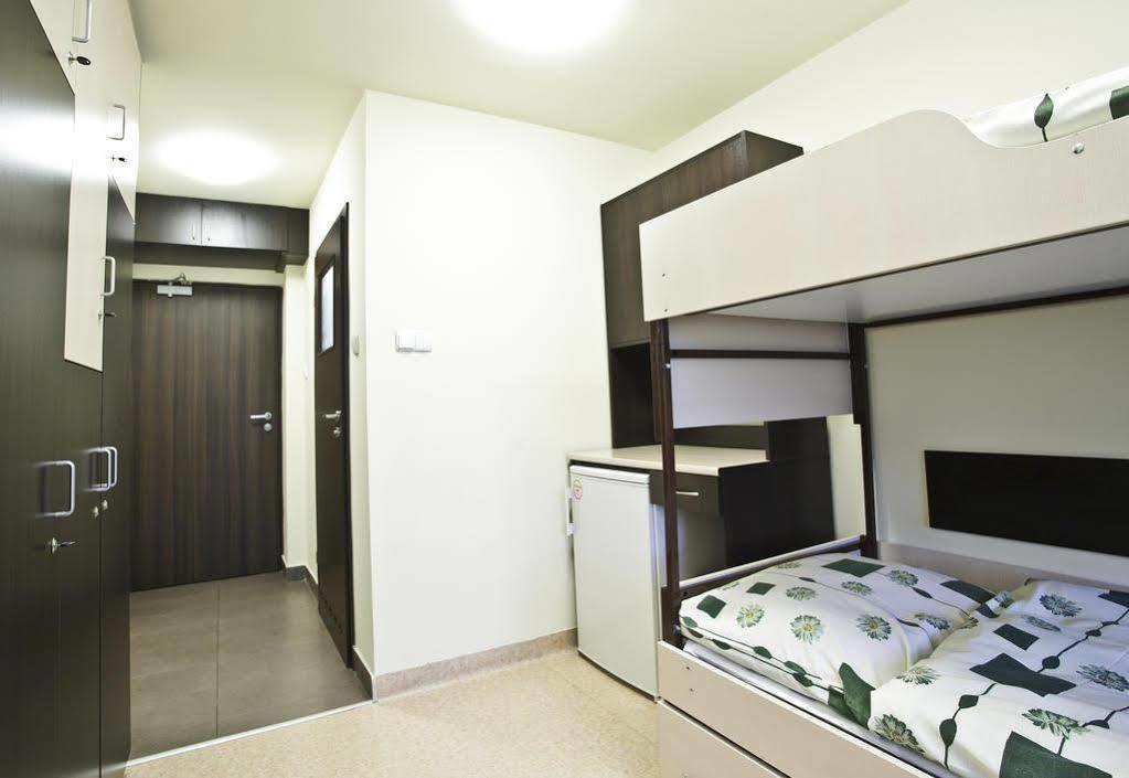 Olimp Hostel Krakau Buitenkant foto